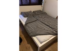 Ikea 2-persoons bed, wit