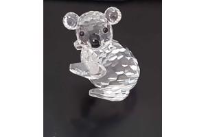 Swarovski Koalabeer klein (links) met doos en certificaat