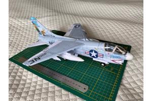 Kartonmodel Chance-Vought Corsair A-7 schaal 1:33