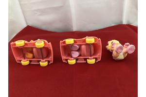 Muppets Miss Piggy en Animal in autootjes set