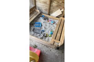 Zandbak hout 125/125 cm