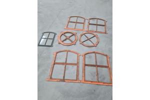 stal ramen , oude gietijzeren boerderij ramen