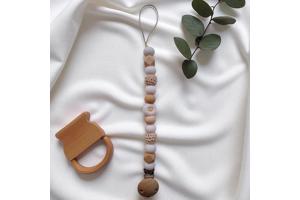 Speenkoord wit beige met wit bloemetje