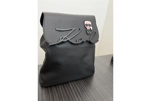 Karl Lagerfeld tas rugtas