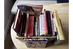 Kookboeken/kooktijdschriften/ etc. Totaal ca 35 st.