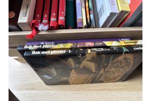 Kookboeken/kooktijdschriften/ etc. Totaal ca 35 st.