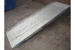 Altec opklabare auto-oprijplaat roelstoelhelling