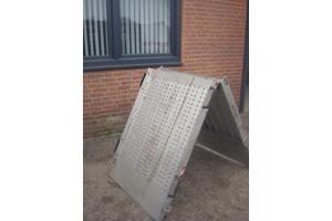 Altec opklabare auto-oprijplaat roelstoelhelling