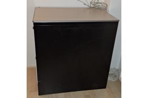 ARCHIEFKAST met laden