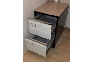 ARCHIEFKAST met laden