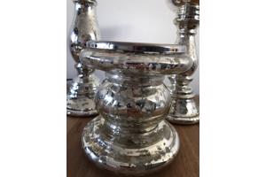 Glazen kaarsen standaarden