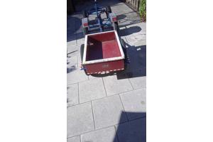 2 aanhangers voor een mammoet skelter