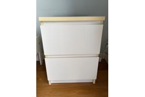 twee IKEA Ladeblokjes
