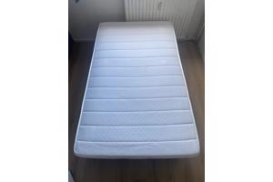 140x200cm bed & matras