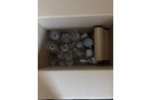 Glaswerk en kop en schotels