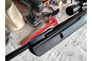 gamo 4.5 met originel richtkijker demper in zeer goede staat