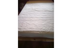 Ikea houten bed met matras