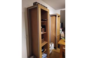 Mooie eikenhouten sidetable, eventueel met 2 boekenkasten