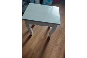 plantentafeltje wit gelakt in redelijke staat