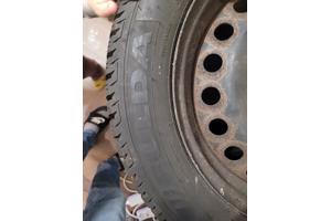 Winterbanden 205/55/16