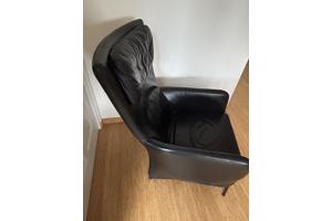 Zwart, leren fauteuil