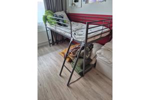 IKEA SVARTA halfhoogslaper