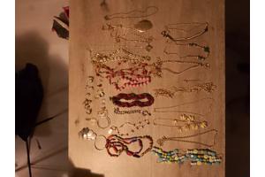 Lot vintage sieraden