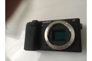 Sony A6400 + Sigma 30mm F1.4 DC DN Zo goed als nieuw