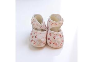 Junior Joy Babyschoenen Newborn Wit Met Rode Bloemetjes