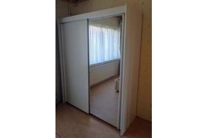 Auping: 2 pers. bed, nachtkastje, kleding- of linnenkast Hout