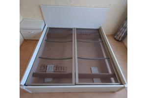 Auping: 2 pers. bed, nachtkastje, kleding- of linnenkast Hout
