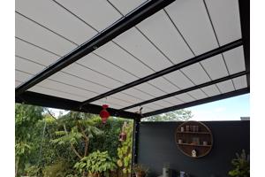 Aangeboden tuinkamer 7x3 m2