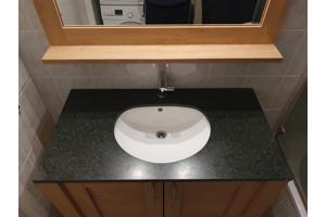 Keurig badkamermeubel + bijpassende spiegel met verlichting