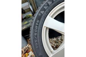 Te koop nieuwe winterbanden Ford Fiesta 195/50R15 steek 108