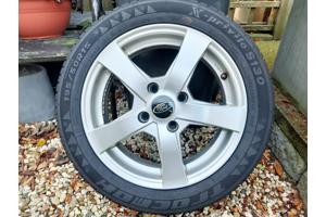 Te koop nieuwe winterbanden Ford Fiesta 195/50R15 steek 108