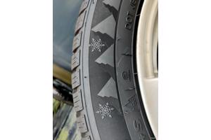 Te koop nieuwe winterbanden Ford Fiesta 195/50R15 steek 108