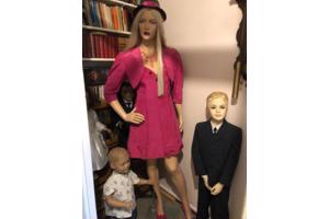 Echte Dames pop etalage