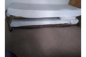 Bedden met spiraalbodem en buisframe