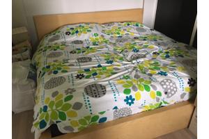 Ikea tweepersoons bed 180*200 cm incl lattenbodem en matras