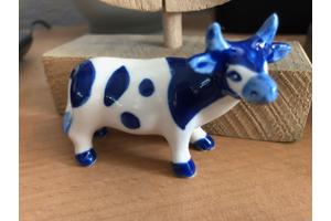 Beeldje Delft koe blauw wit 7 x 4,5 cm