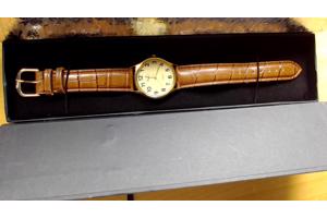 Quarz horloge merk Regal