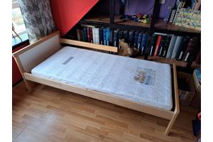 Tussenbed Ikea. 70x160 inclusief 2 matrasjes