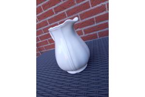 Wedgwood kan 17 cm hoog productielijn Queen shape