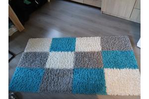 Kwaliteits carpet in blok kleuren .