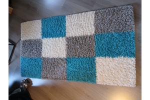 Kwaliteits carpet in blok kleuren .