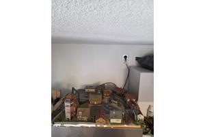 Treinbaan met steunen