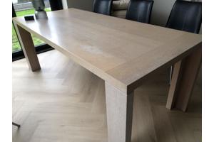 Stevige eettafel 205x 90 licht eiken