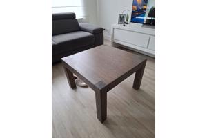 Eettafel met 4 stoelen en bijbehorende salontafel
