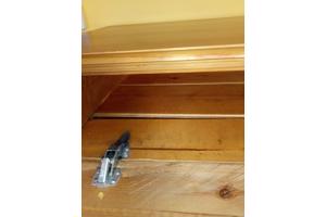 Grenen TV kast in goede staat