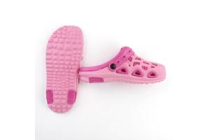 Crocs slipper schoen verticaal pink fuchsia met meisje 32